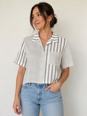 Colmim De Morsa Striped Short Sleeve Button-Up Shirt – White/Grey (Size Small) |